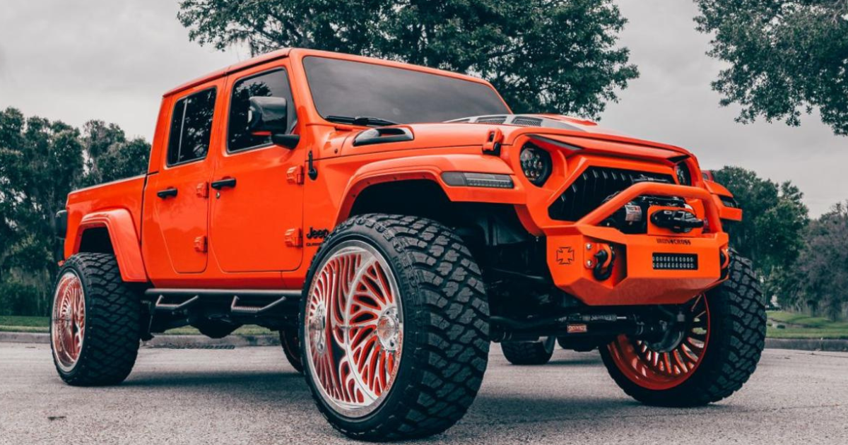 Top 10 forged wheels for off-road enthusiasts in 2025. Discover why forged wheels are stronger and perfect for your next off-road build.
