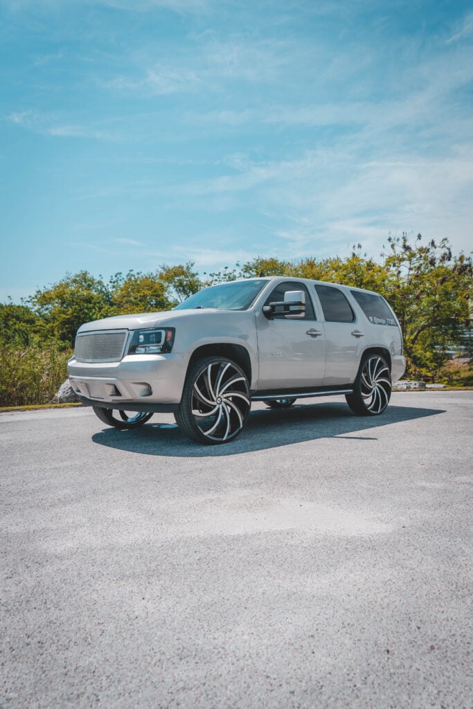 6 Top Wheel Distributors in the USA for Your Shop