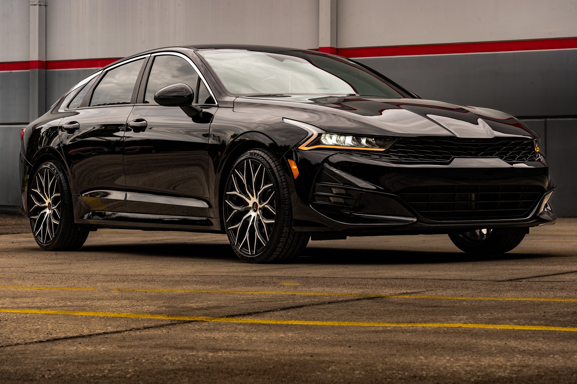 How to Apply for a Wholesale Wheel Dealer Account